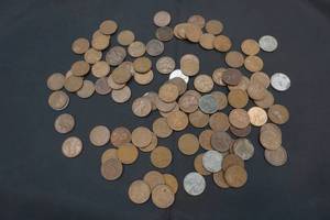 lot 5 image: wheat pennies