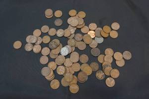 lot 7 image: wheat pennies