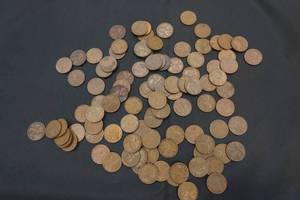 lot 21 image: wheat pennies