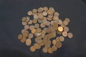 lot 32 image: wheat pennies