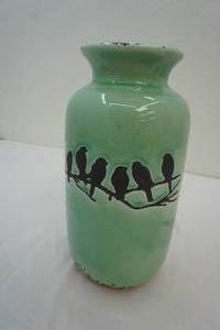 lot 50 image: decorative bird vase