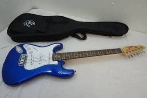 lot 65 image: SX VTG Series electric guitar with case