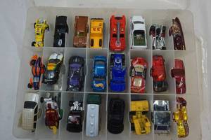 lot 144 image: match box  size cars case