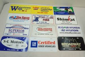 lot 146 image: dealer advertiser plates