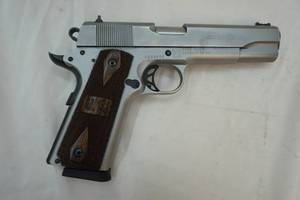 lot 202 image: Para 1911 45 ACP expert hand gun