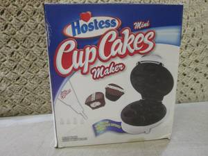 lot 167 image: (CSB) Hostess Mini Cup Cakes Maker...