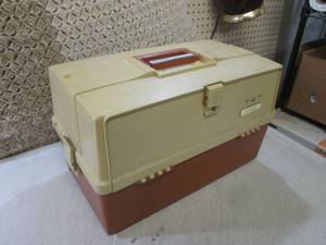 lot 264 image: (RM4) Plano 747 Fishing Tackle Box...