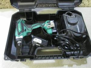 lot 8 image: (F-3) Hitachi Cordless 12V Impact D...
