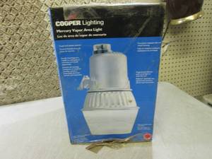lot 44 image: (F-0) Outdoor Dusk to Dawn Area Lig...