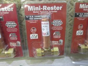 lot 110 image: (EC1) Lot of 6 Mini-Rester Water Ha...