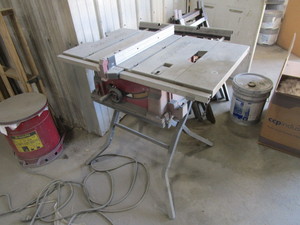 Skill Saw 10 Table Saw wCollapsible Legs