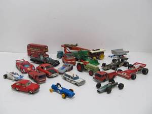 Large Group of Vintage Hot Wheels, Matchbox etc diecast cars