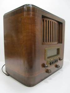 Excellent Vintage FIRESTONE Air Chief Radio