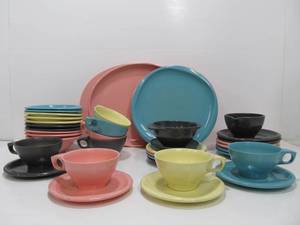 Large Lot of Mid Century Colorful BoontonWare Melamine Dishes