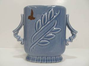 Very Nice Vintage RED WING Art Pottery PlanterVase