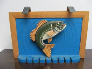 Very Nice Vintage Hand Carved Folk Art Fishing Rod Wall Rack