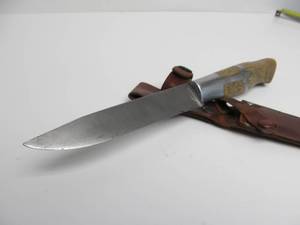 Excellent Vintage 1940s Era Inlaid Lead Handle Hunting Knife wSheath