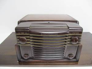Very Nice Deco 1940s WESTINGHOUSE Model H-122 Turntable &amp Radio