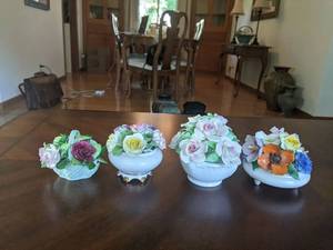 lot 119 image: Rare Vintage Hand-Painted 1950s Adderley, Royal Stratford, and Staffordshire Fine China Flowers