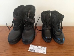 lot 48 image: 2 Pairs of Winter Boots-Sorrel and Totes-Barely Worn Size 6