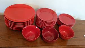 lot 112 image: 31 Piece Red Ceramic Dining Set