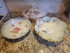 lot 113 image: Rare Rose Porcelain Collection-2 Bowls and 1 Covered Casserole