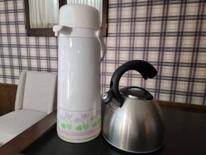 lot 94 image: Whistling Tea Kettle and Diamond Tea Vacuum Pump Flask