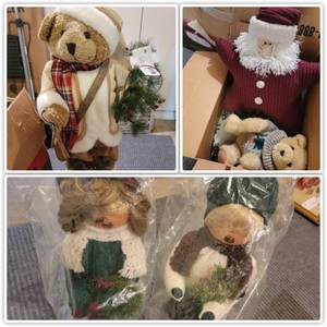 lot 90 image: Huge Christmas Lot