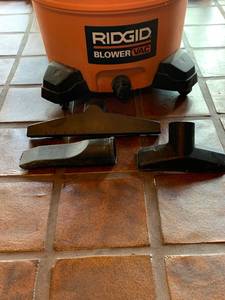 lot 10 image: 16 Gallon WetDry Vac with Detachable Blower  RIDGID Tools