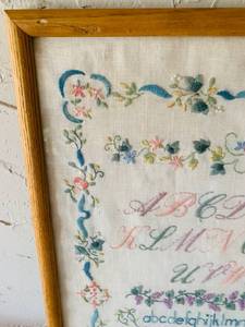 lot 39 image: Vintage ABC Sampler