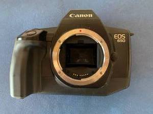 lot 101 image: CANON ESO 650 FILM CAMERA BODY