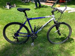 lot 105 image: BICYCLE