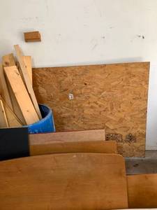 LOT OF SCRAP WOOD