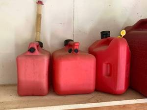 lot 151 image: LOT OF GAS CANS