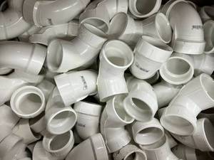 CASE PVC 1 12 ELBOWS