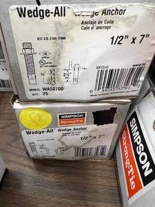 2 BOXES  WEDGE ANCHOR