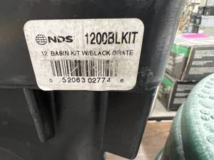 12 BASIN KIT WBLACK GRATE
