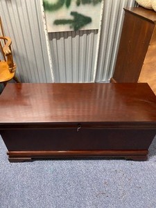 LANE CEDAR CHEST VINTAGE
