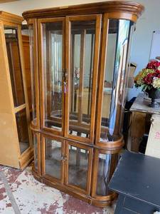 PULASKI OVAL SHAPED CURIO