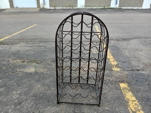 VINTAGE WINE OR BOTTLE HOLDER