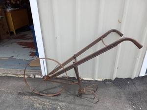 VINTAGE WHEEL TILLER