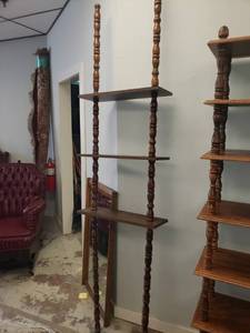 MID CENTURY MODERN TENSION POLE SHELVES