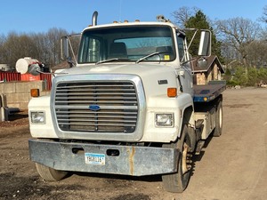 1992 Ford L8000 Flatbed Truck