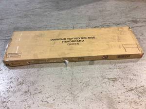 Diamond Tufted Mis-Rise Headboard Queen Cusotmer Returns See Pictures