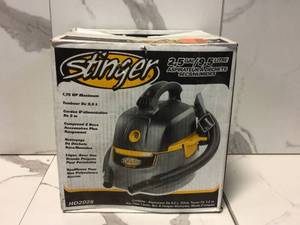 2.5 Gal. 1.75-Peak HP Compact WetDry Shop Vacuum with Filter Bag, Hose and Accessories by Stinger Customer Returns See Pictures