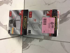 Lot of Assorted Defiant Lighting See Pictures
