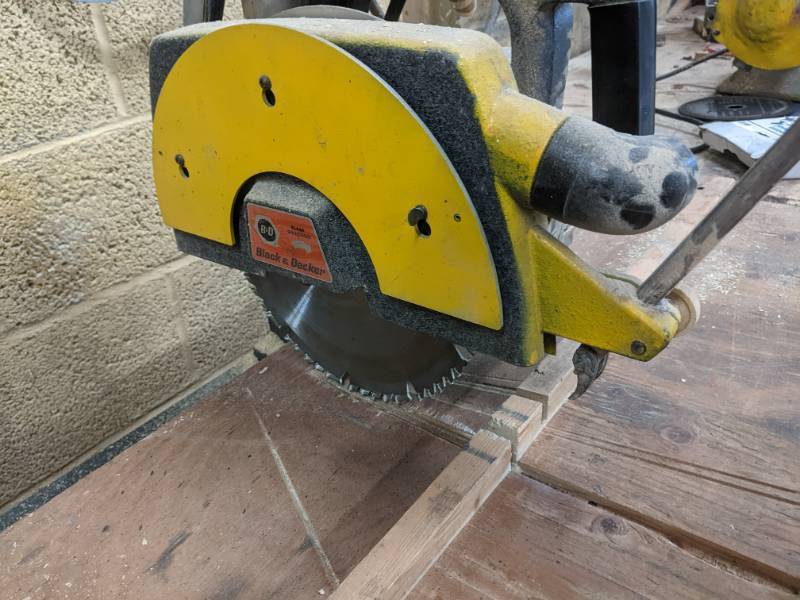 Dewalt radial arm saw on standNot...