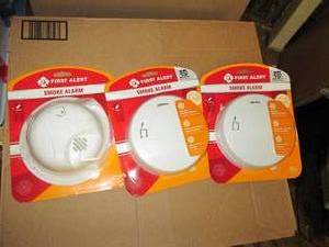 lot 31 image: 3 first alert smoke alarms ...