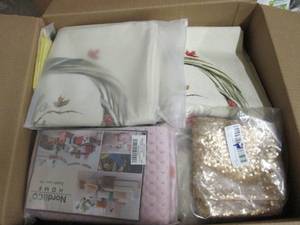 lot 46 image: box of decorative pillow covers ...