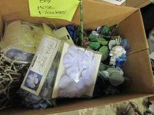 lot 82 image: box of fake flowers ...